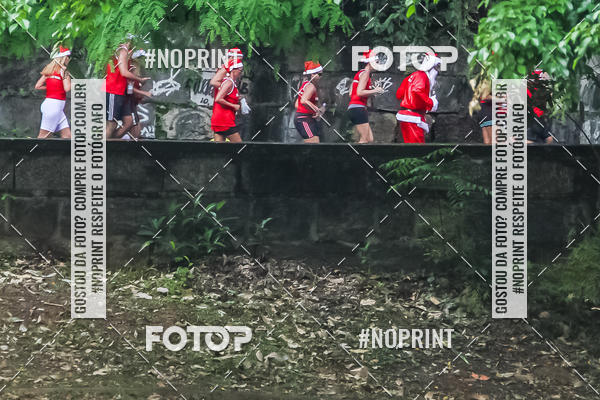Buy your photos of the eventSubida do Papai Noel - treino da Equipe P� carioca on Fotop