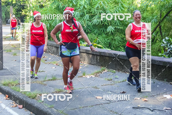 Buy your photos of the eventSubida do Papai Noel - treino da Equipe P� carioca on Fotop
