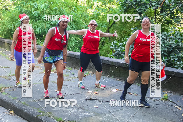 Buy your photos of the eventSubida do Papai Noel - treino da Equipe P� carioca on Fotop