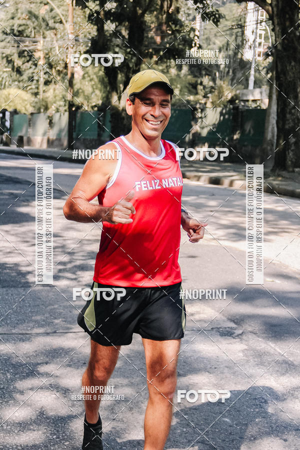 Buy your photos of the eventSubida do Papai Noel - treino da Equipe P� carioca on Fotop