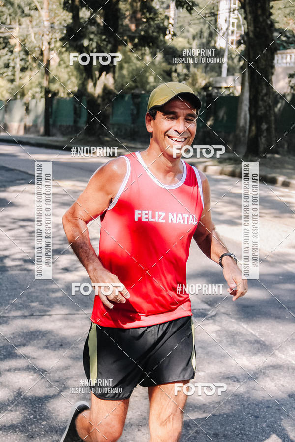 Buy your photos of the eventSubida do Papai Noel - treino da Equipe P� carioca on Fotop