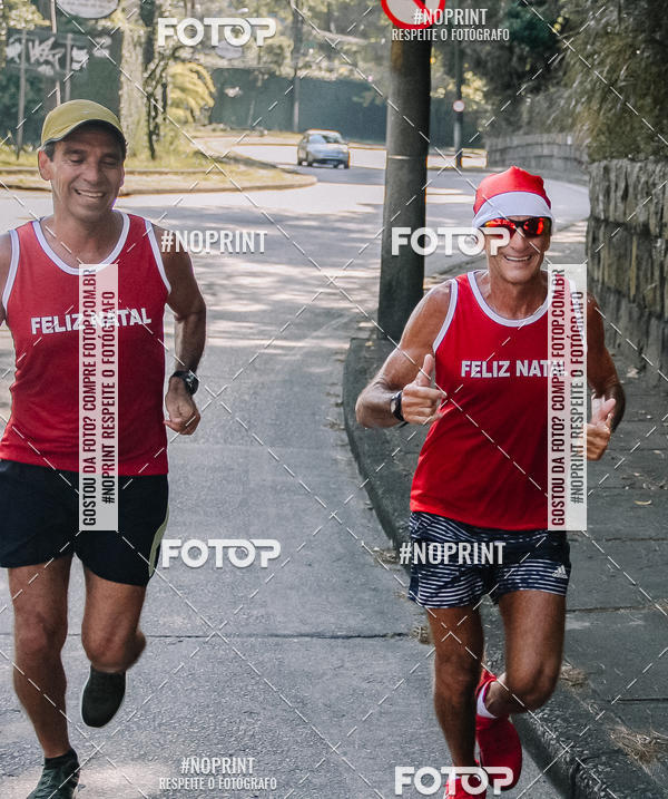 Buy your photos of the eventSubida do Papai Noel - treino da Equipe P� carioca on Fotop