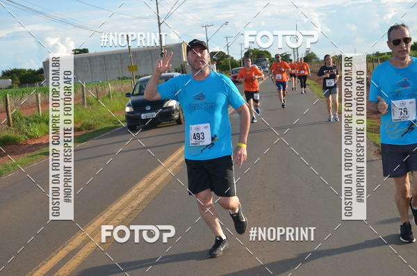 Buy your photos of the event1 Beer Run Expo guas on Fotop