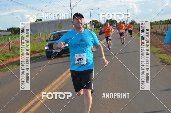Buy your photos of the event1 Beer Run Expo guas on Fotop