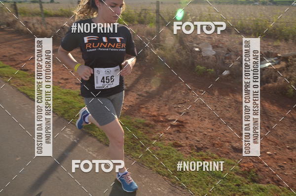 Buy your photos of the event1 Beer Run Expo guas on Fotop