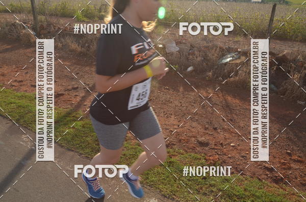Buy your photos of the event1 Beer Run Expo guas on Fotop