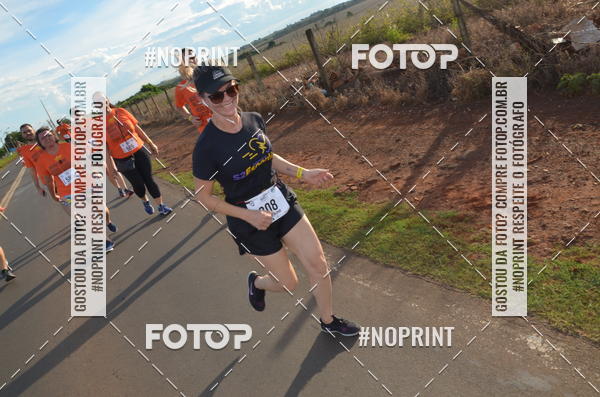 Buy your photos of the event1 Beer Run Expo guas on Fotop
