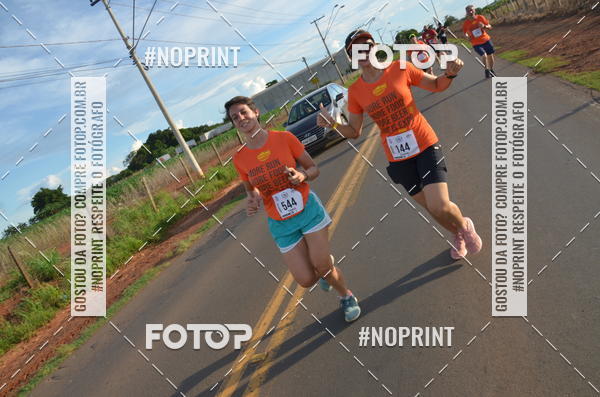 Buy your photos of the event1 Beer Run Expo guas on Fotop