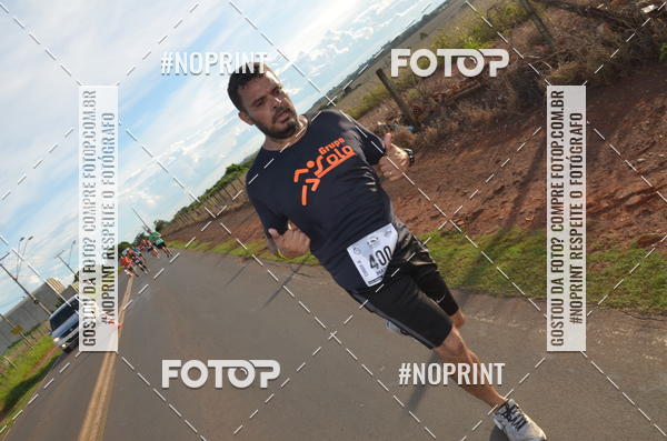 Buy your photos of the event1 Beer Run Expo guas on Fotop