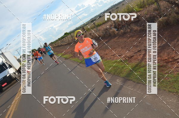 Buy your photos of the event1 Beer Run Expo guas on Fotop