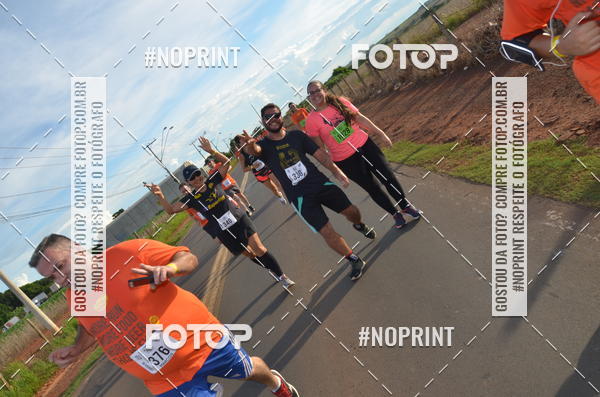 Buy your photos of the event1 Beer Run Expo guas on Fotop