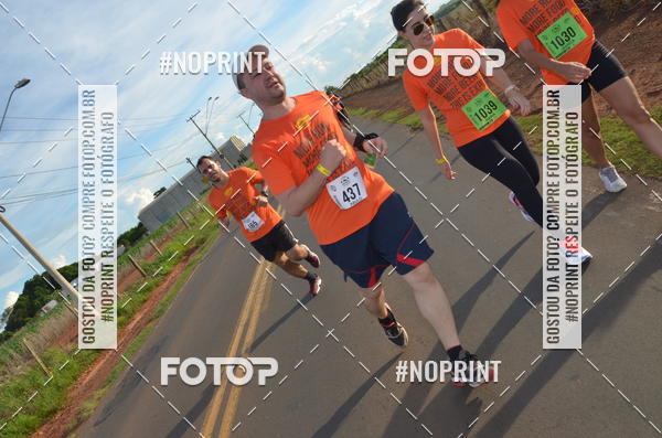 Buy your photos of the event1 Beer Run Expo guas on Fotop