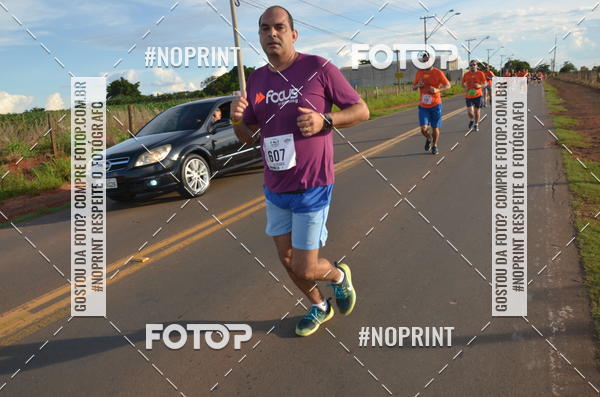 Buy your photos of the event1 Beer Run Expo guas on Fotop