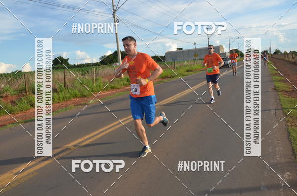 Buy your photos of the event1 Beer Run Expo guas on Fotop