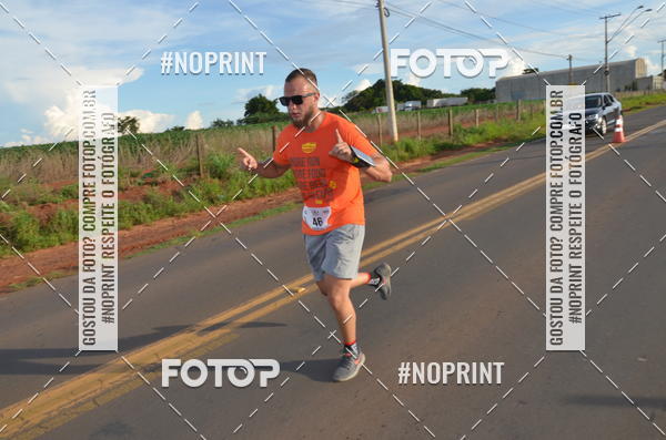 Buy your photos of the event1 Beer Run Expo guas on Fotop
