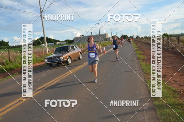 Buy your photos of the event1 Beer Run Expo guas on Fotop