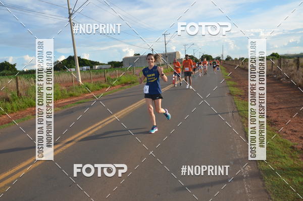 Buy your photos of the event1 Beer Run Expo guas on Fotop