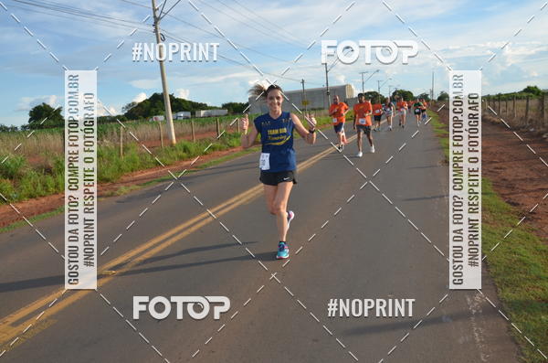 Buy your photos of the event1 Beer Run Expo guas on Fotop