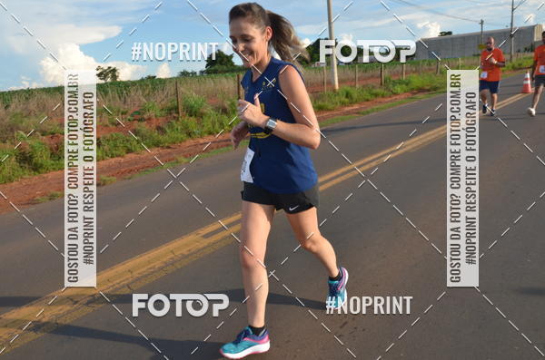 Buy your photos of the event1 Beer Run Expo guas on Fotop