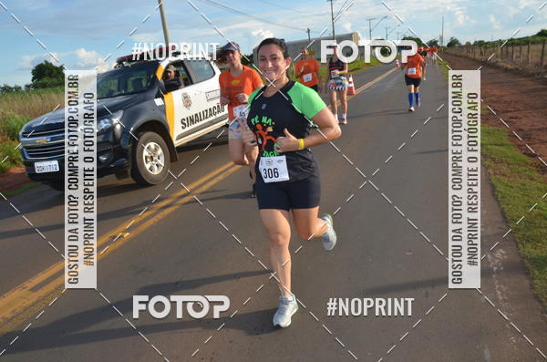 Buy your photos of the event1 Beer Run Expo guas on Fotop