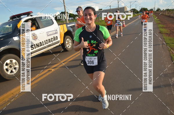 Buy your photos of the event1 Beer Run Expo guas on Fotop