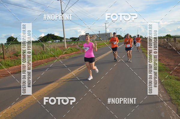 Buy your photos of the event1 Beer Run Expo guas on Fotop