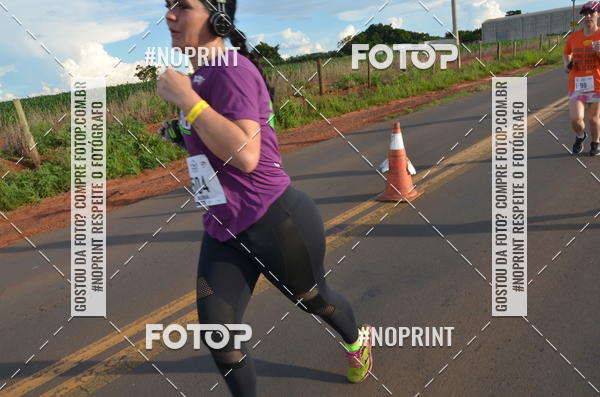 Buy your photos of the event1 Beer Run Expo guas on Fotop