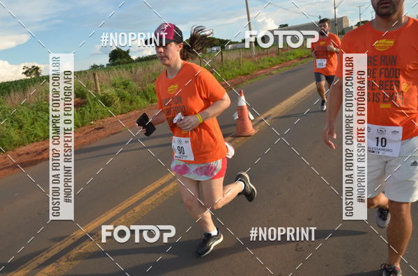 Buy your photos of the event1 Beer Run Expo guas on Fotop