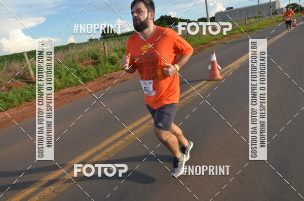 Buy your photos of the event1 Beer Run Expo guas on Fotop