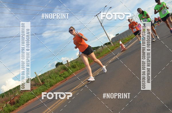 Buy your photos of the event1 Beer Run Expo guas on Fotop