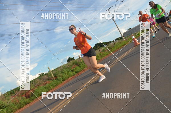 Buy your photos of the event1 Beer Run Expo guas on Fotop