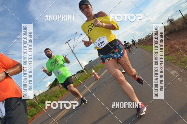 Buy your photos of the event1 Beer Run Expo guas on Fotop