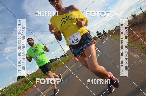 Buy your photos of the event1 Beer Run Expo guas on Fotop