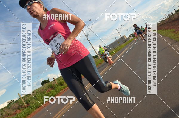 Buy your photos of the event1 Beer Run Expo guas on Fotop