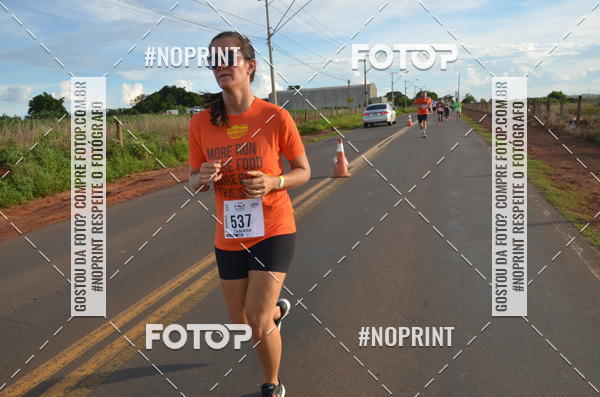 Buy your photos of the event1 Beer Run Expo guas on Fotop