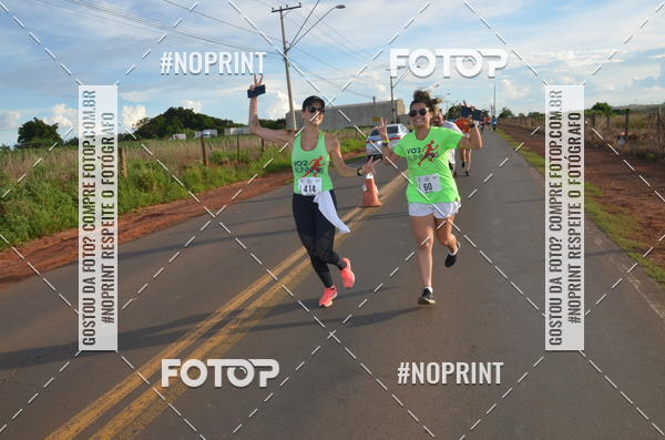 Buy your photos of the event1 Beer Run Expo guas on Fotop