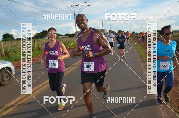 Buy your photos of the event1 Beer Run Expo guas on Fotop