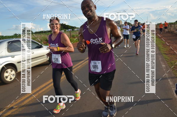 Buy your photos of the event1 Beer Run Expo guas on Fotop