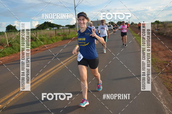 Buy your photos of the event1 Beer Run Expo guas on Fotop