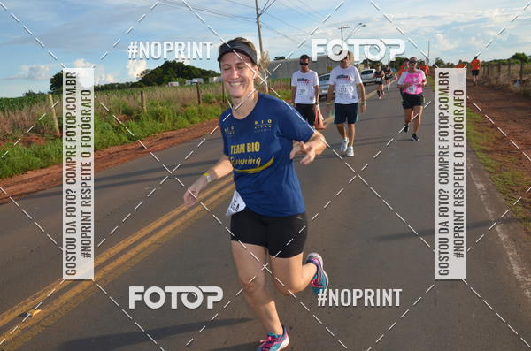 Buy your photos of the event1 Beer Run Expo guas on Fotop