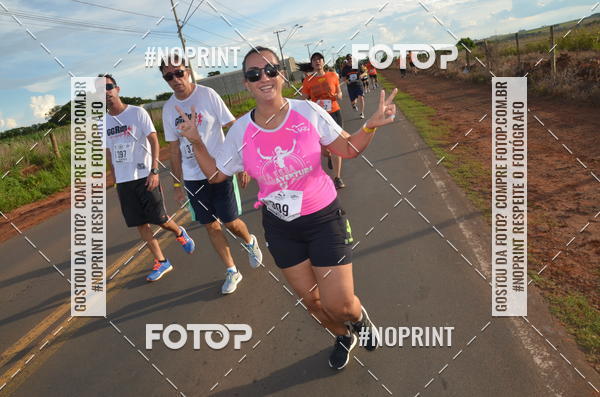Buy your photos of the event1 Beer Run Expo guas on Fotop