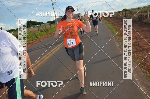 Buy your photos of the event1 Beer Run Expo guas on Fotop