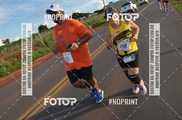 Buy your photos of the event1 Beer Run Expo guas on Fotop