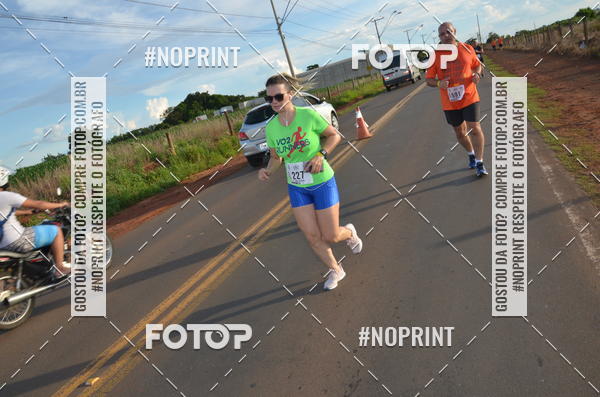 Buy your photos of the event1 Beer Run Expo guas on Fotop