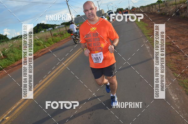 Buy your photos of the event1 Beer Run Expo guas on Fotop