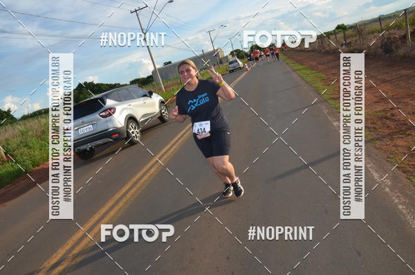 Buy your photos of the event1 Beer Run Expo guas on Fotop