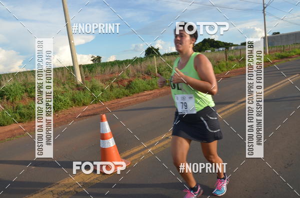 Buy your photos of the event1 Beer Run Expo guas on Fotop
