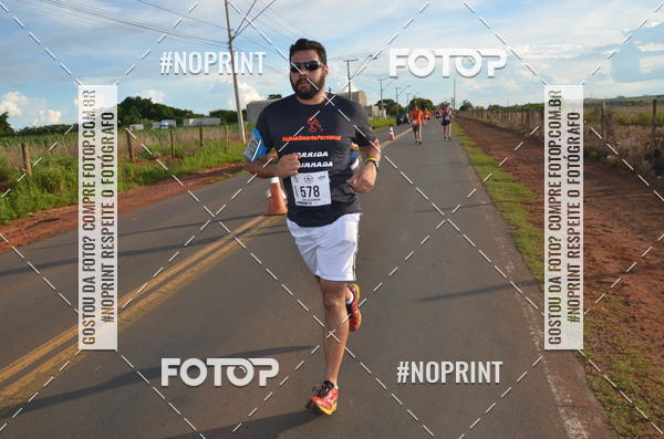 Buy your photos of the event1 Beer Run Expo guas on Fotop
