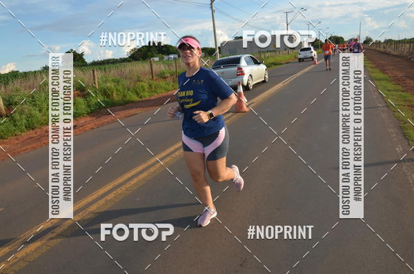 Buy your photos of the event1 Beer Run Expo guas on Fotop