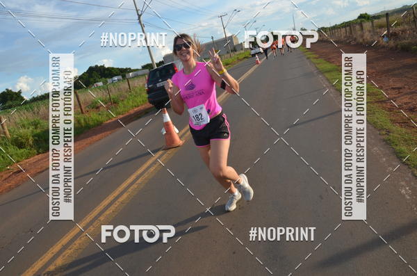 Buy your photos of the event1 Beer Run Expo guas on Fotop